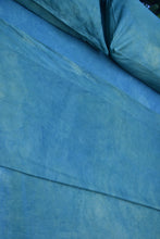 Load image into Gallery viewer, botanically dyed organic bedding set